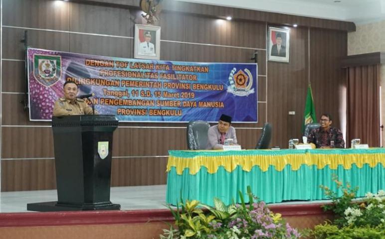 Sekretaris Daerah Provinsi Bengkulu Nopian Andusti Membuka Training Of Facilitator Latihan Dasar CPNS 2019