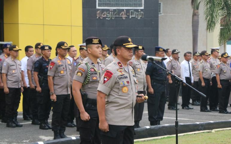 Hukum