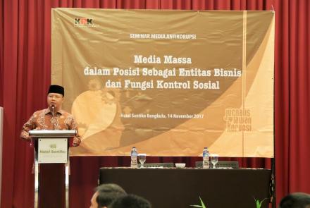 Hukum