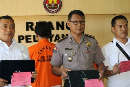 Hukum