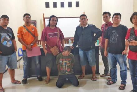Hukum