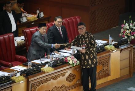 Nasional
