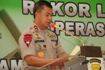 Hukum 