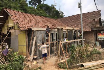 Dinding Batako Untuk Sulikah 
