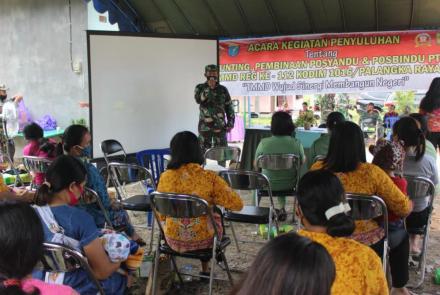 Satgas TMMD Bina Posyandu dan Posbindu Desa Kampuri