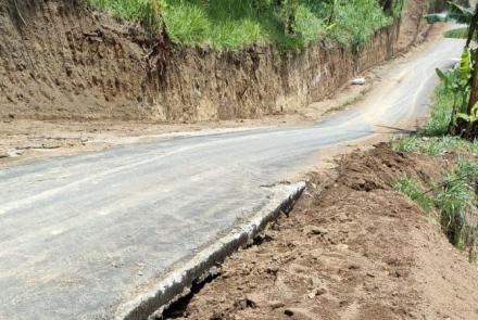 Warga Desa Tulungrejo Nikmati Jalan Baru