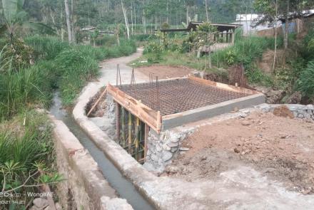 Plat Deker Tinggal Tahap Pengecoran
