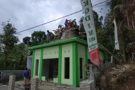Khubah Mushola Al-Ikhlas Terpasang