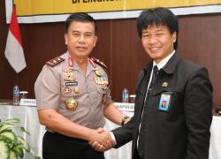 Hukum