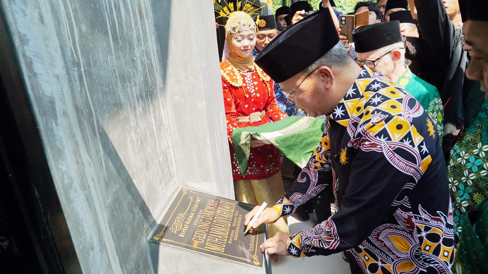 Gubernur Bengkulu Rohidin Mersyah