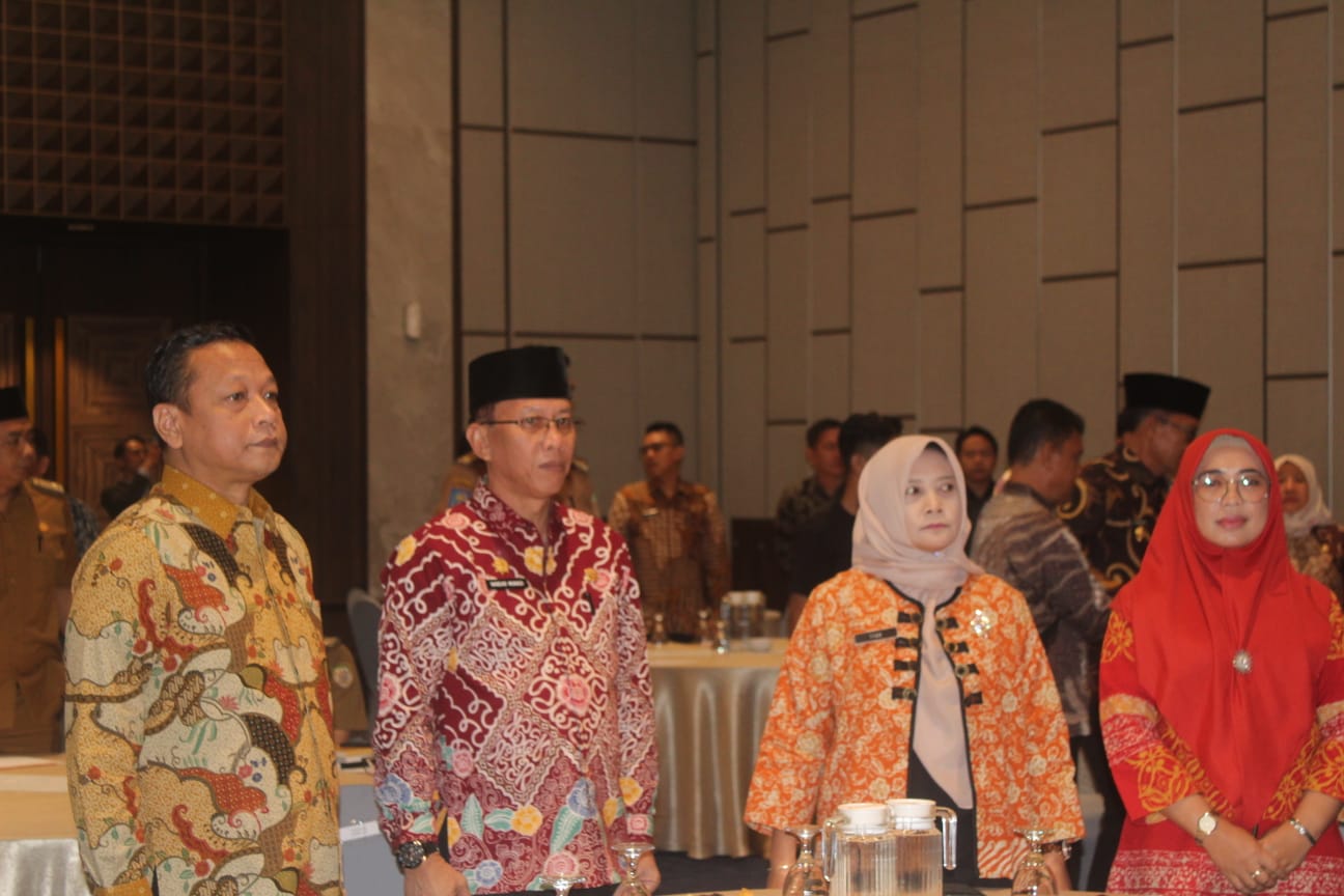 Asisten III Nandar Munadi Hadiri Revisi RTRW Provinsi Bengkulu 