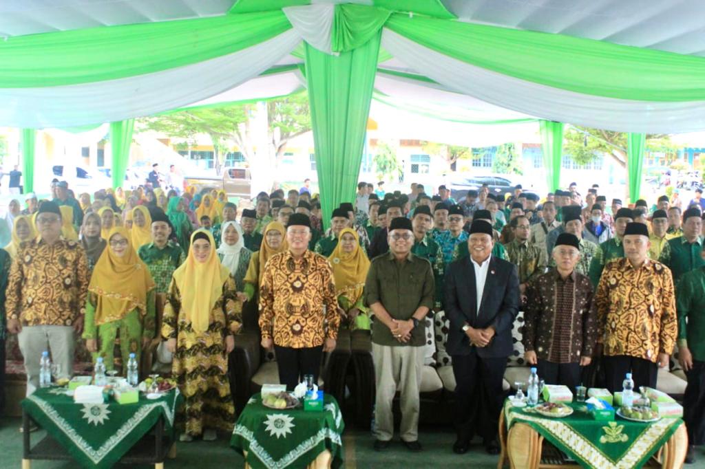 Gubernur Rohidin Hadiri Pengukuhan Pimpinan dan Unsur Pembantu PDM Kota Bengkulu