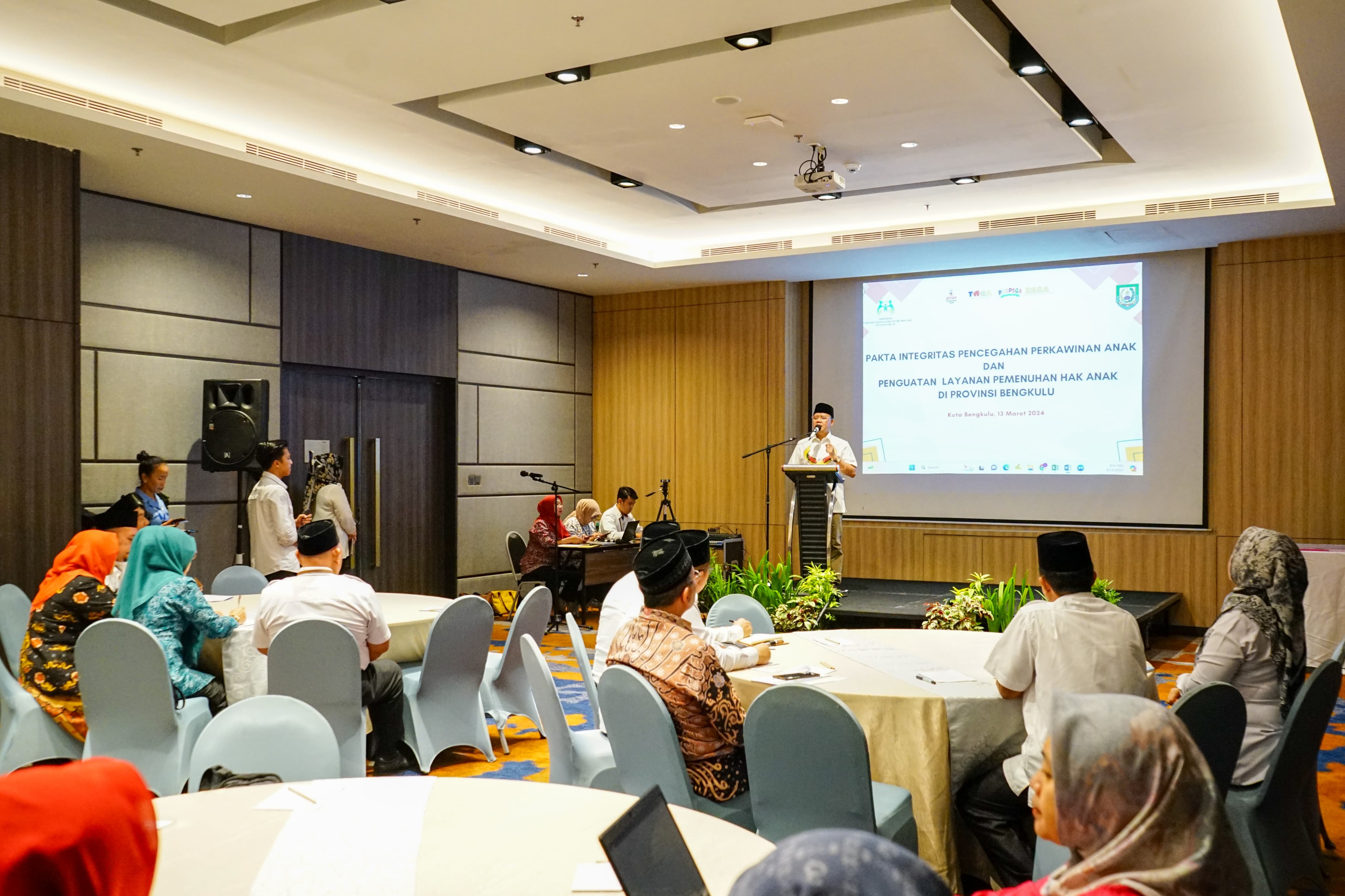 Tandatangan Pakta Integritas, Gubernur Rohidin: Pemenuhan Hak Anak Pasca Perceraian Jadi Prioritas