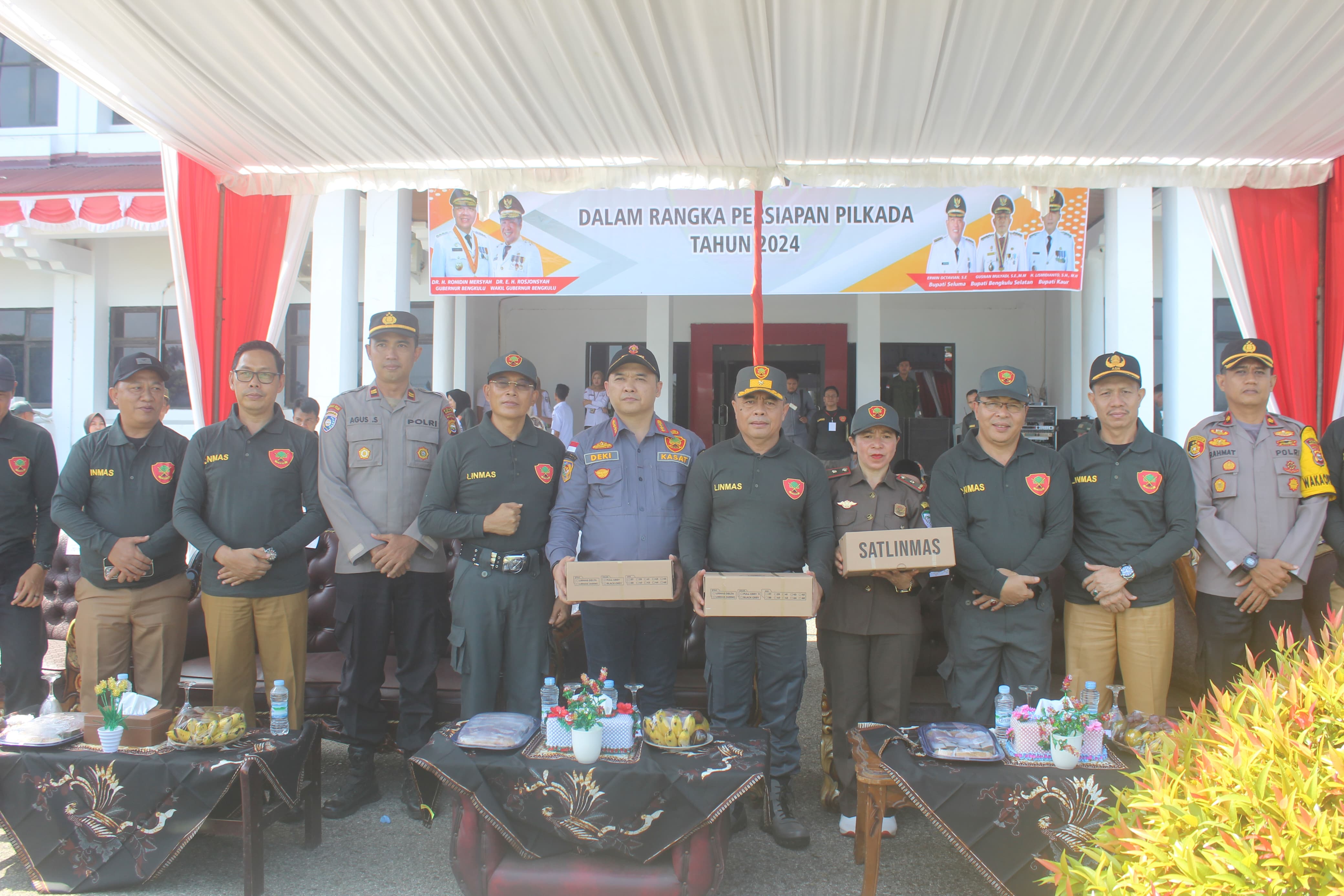 Kesiapsiagaan Satlinmas dalam Pilkada 2024, Gubernur Bengkulu Serukan Kondisi Aman dan Kondusif