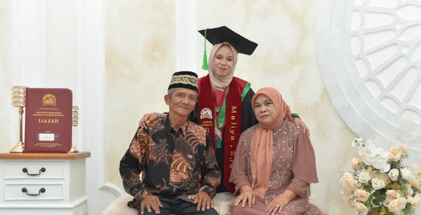 Mahasiswa PAI Maliya Jadi Wisudawan Terbaik UIN FS Anggkatan Ke VIII Tahun 2024