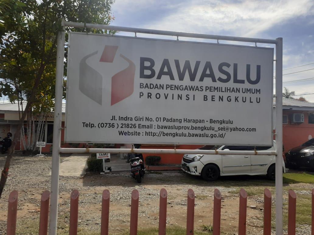 Bawaslu Provinsi Bengkulu Awasi Ketat Kampanye Pilgub 2024 di Media Sosial  