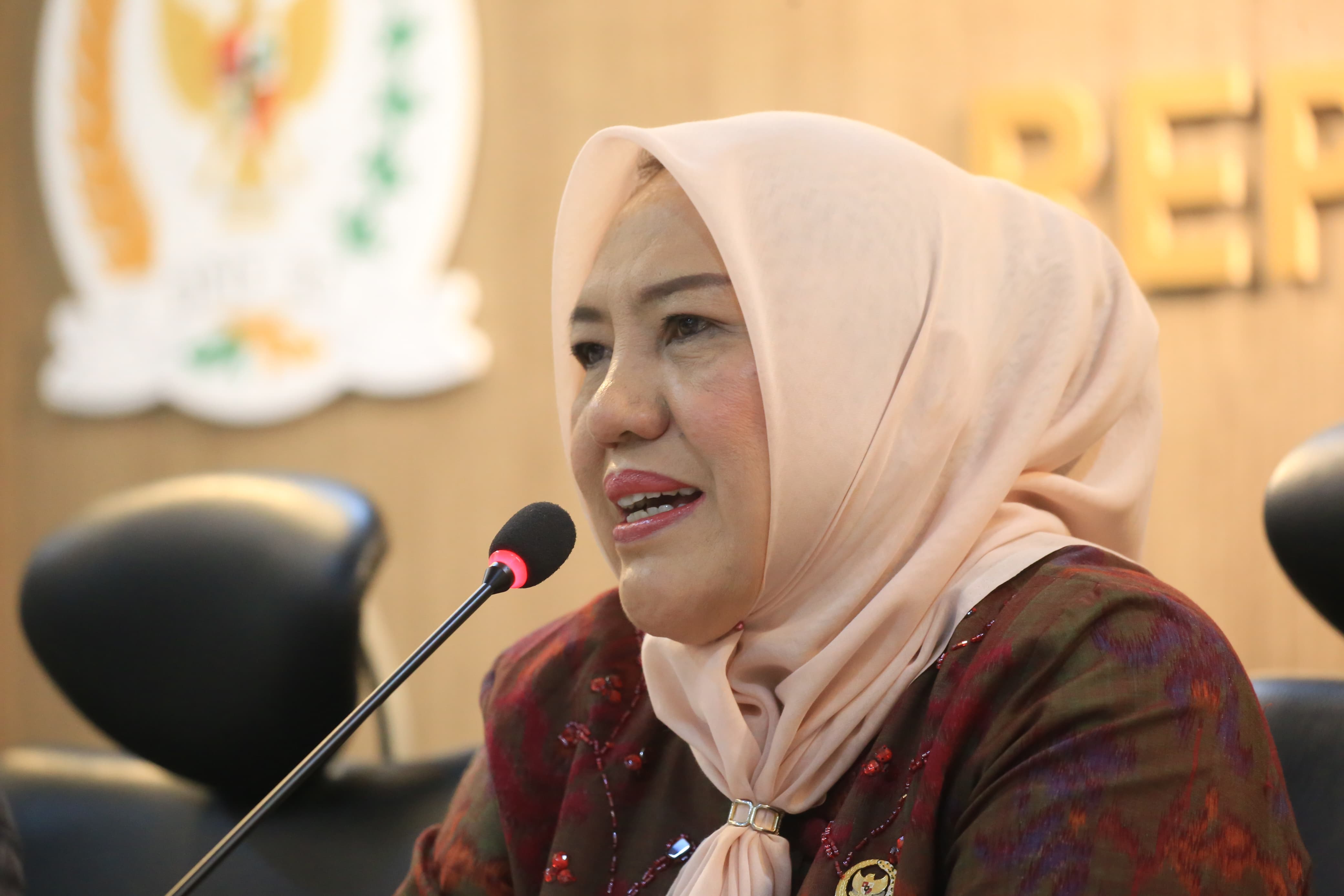 Senator Leni John Latief Sambut Kunjungan Mahasiswa UM Bengkulu ke DPD RI