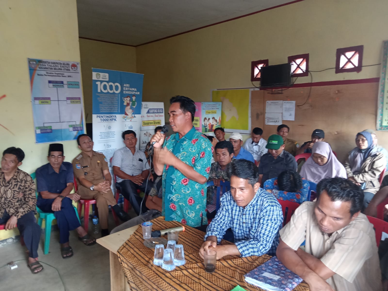 Bahas Infrastuktur Jalan, Bupati Seluma Kunjungan Kerja Ke Desa Talang Empat