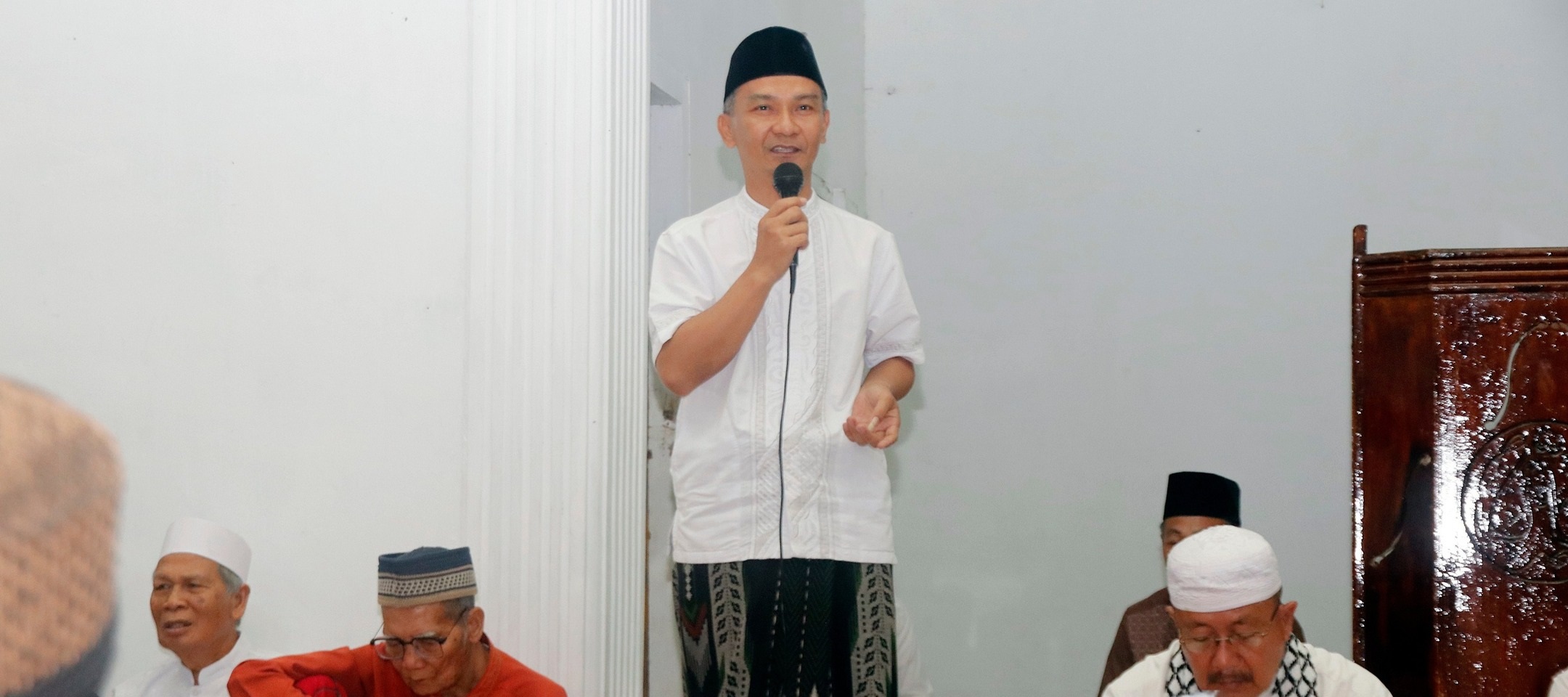 Ajang Silaturahmi dan Jaring Asmara, Wabup Kaur Safari Ramadan Di Desa Tanjung Baru