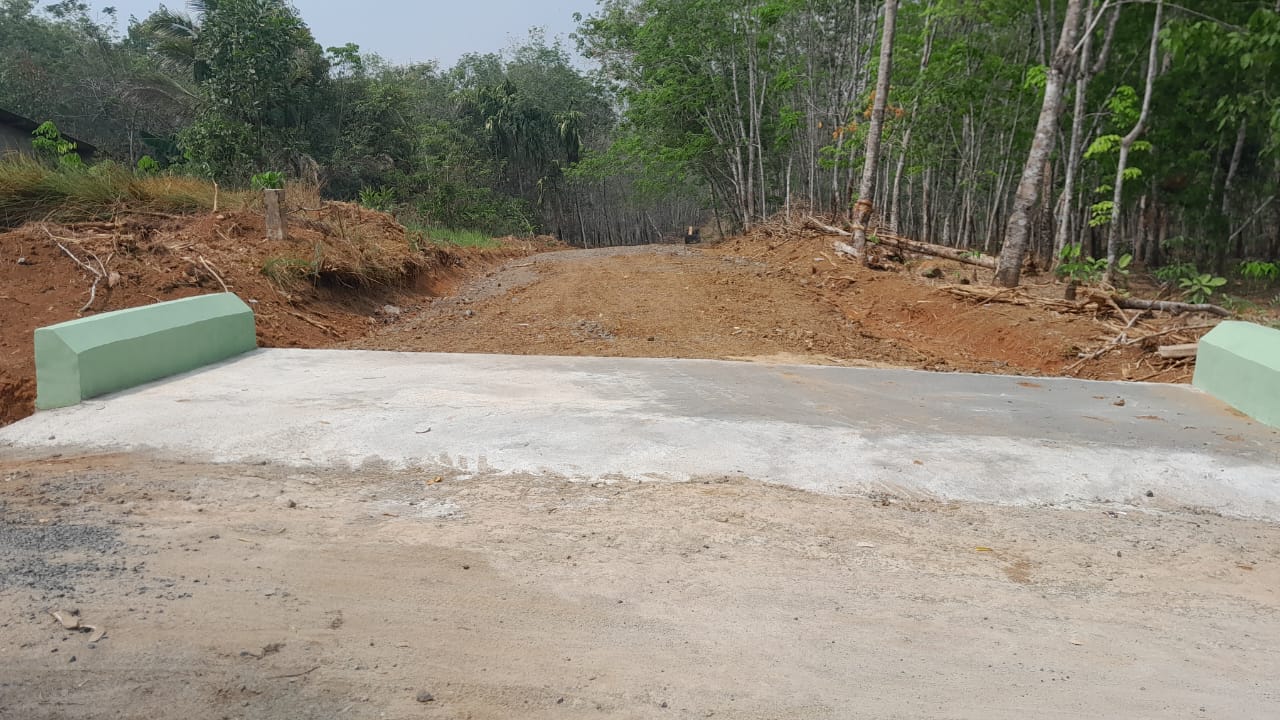 Pembuatan Badan Jalan TMMD 118