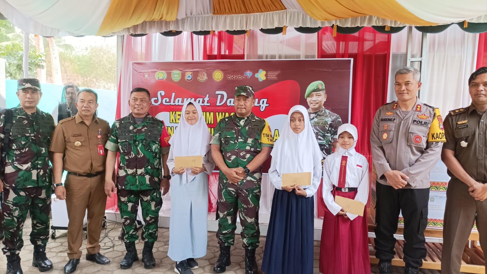 Bakti Sosial 