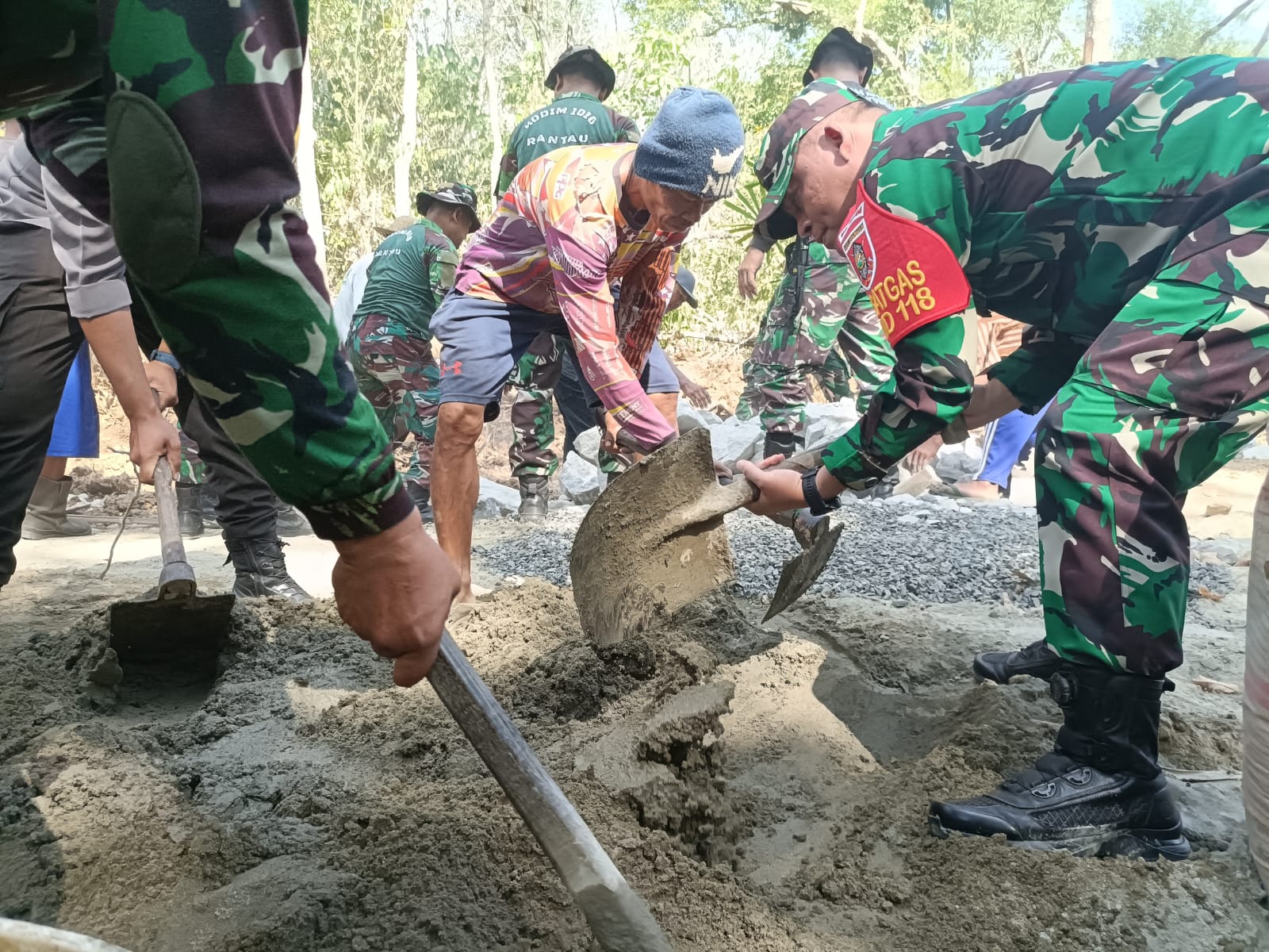 Letkol Arh Pryoni Palebangan
