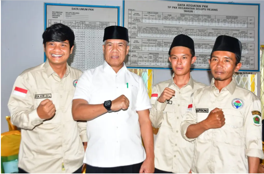 Bupati Rejang Lebong Buka Pembinaan Mental Dan Spiritual Di Kantor Camat Selupu Rejang