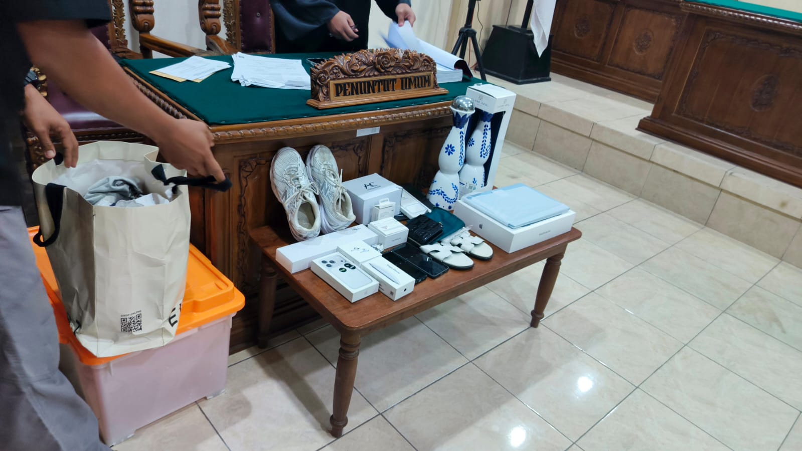 JPU Bongkar Aliran Dana Rp2,25 M Kasus 'Paman Naga', Diduga Dipakai Pesta di Bali hingga Beli Barang Branded