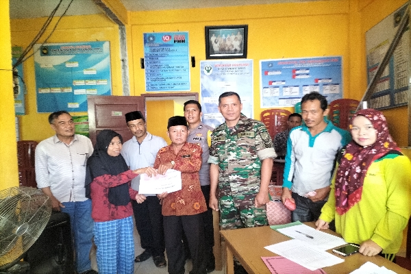 Kades Gunung Sakti Sahanudin, S.Pd 
