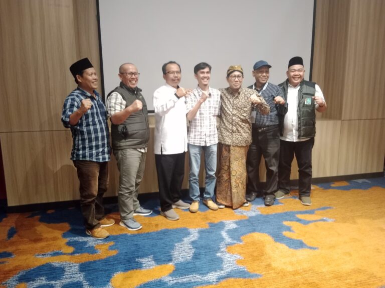 Bersama Menteri Desa RI, DPW Dan DPC PKB Se-Bengkulu Adakan Pertemuan 