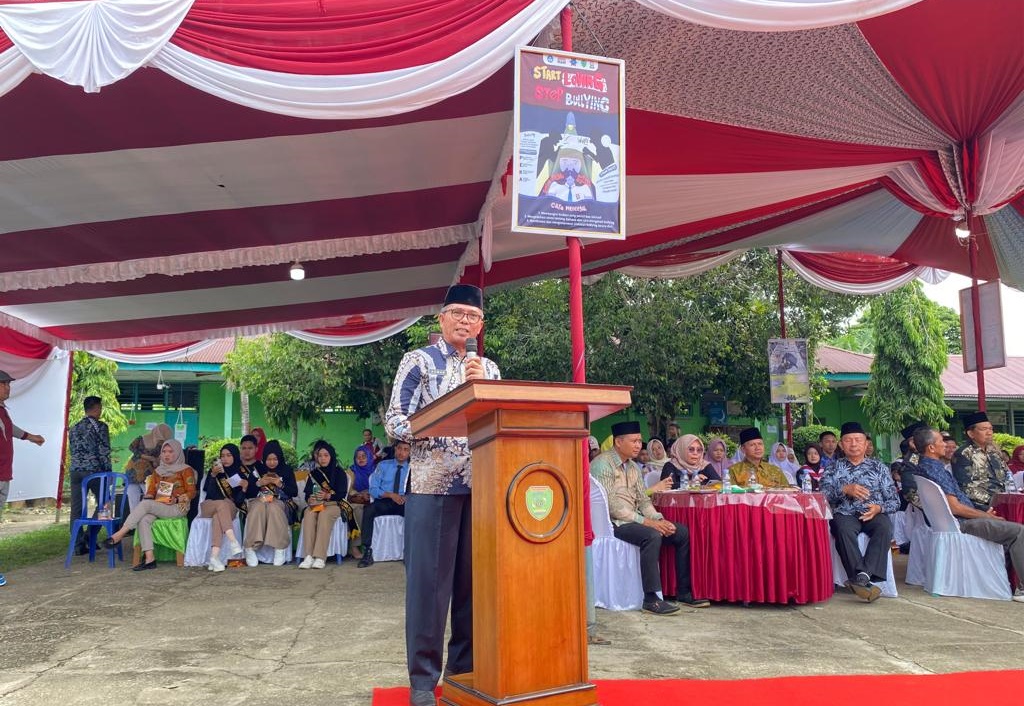 HUT Ke 61 SMA Negeri 1 Bengkulu Selatan, Asisten III Administrasi Umum Setda Hadiri Kegiatan DTCSC