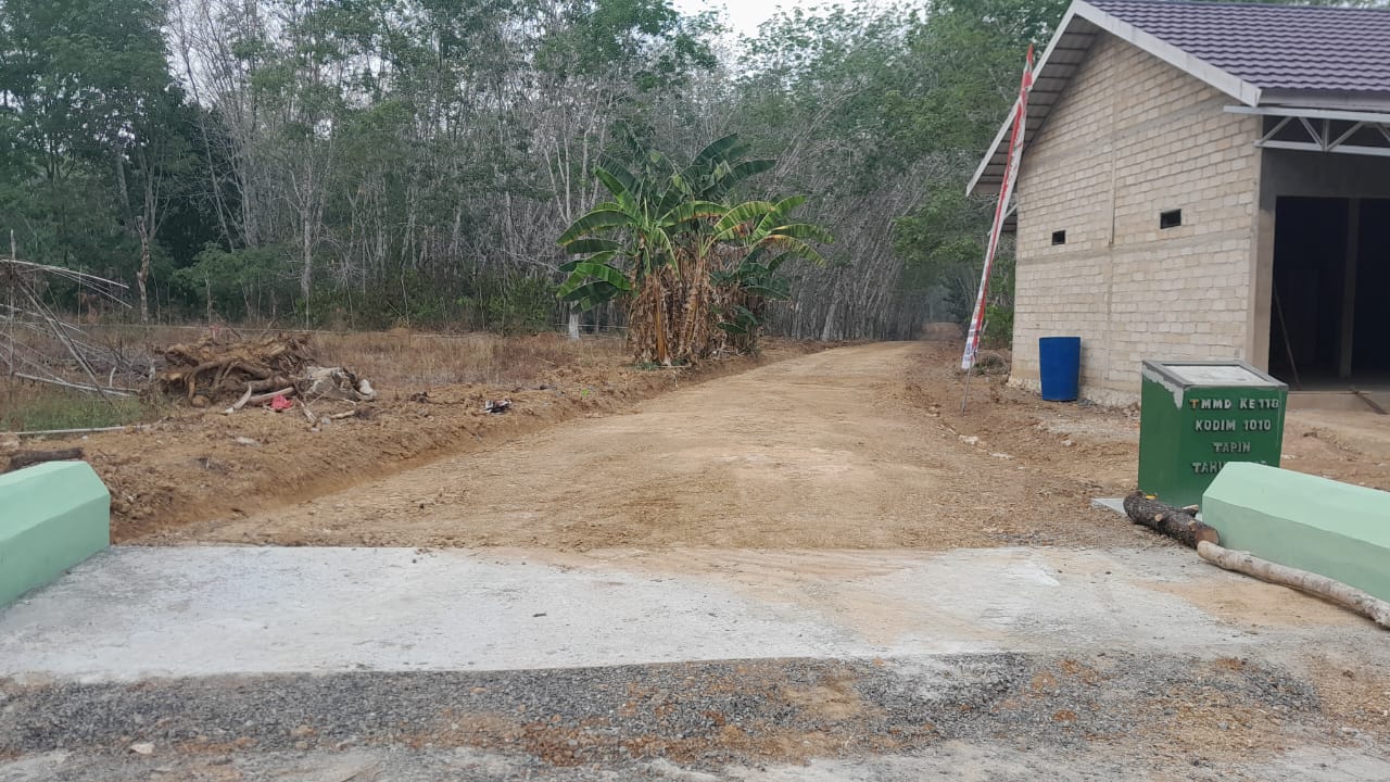 Pembuatan Badan Jalan TMMD 118