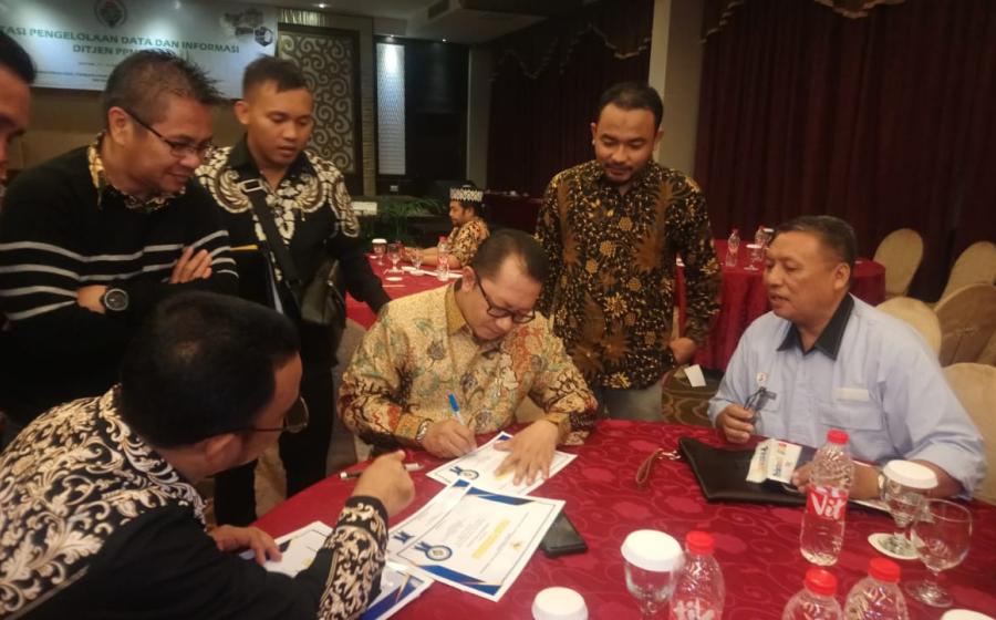 Nasional