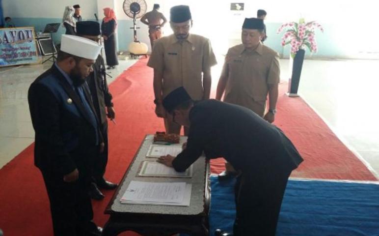 Pelantikan Sjobirin Hasan sebagai Direktur Perusahaan Daerah Air Minum (PDAM) Tirta Dharma Kota Bengkulu