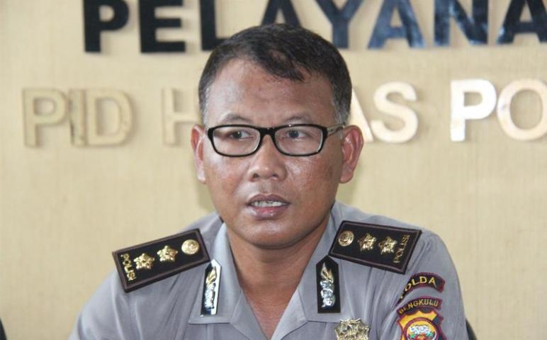 Hukum
