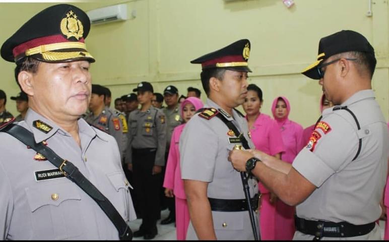 Hukum