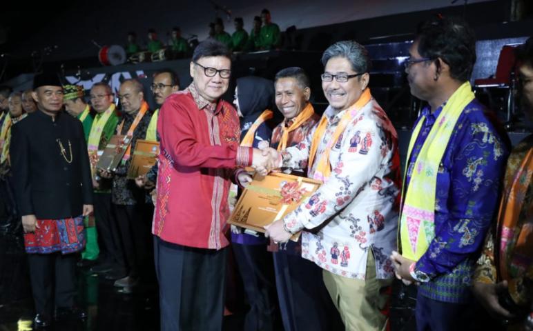 Nasional