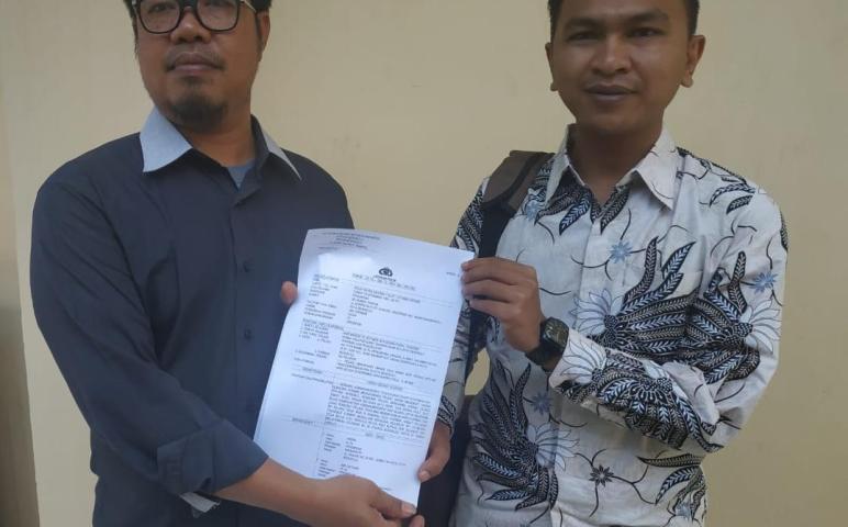Hukum