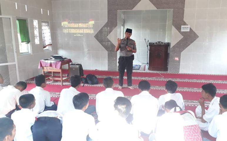 Hukum