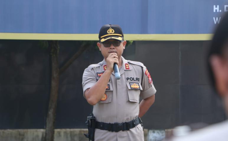 Hukum