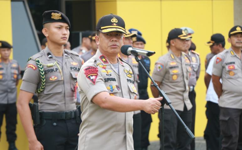 Hukum