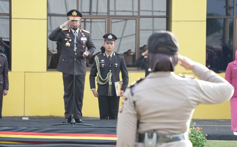 Hukum