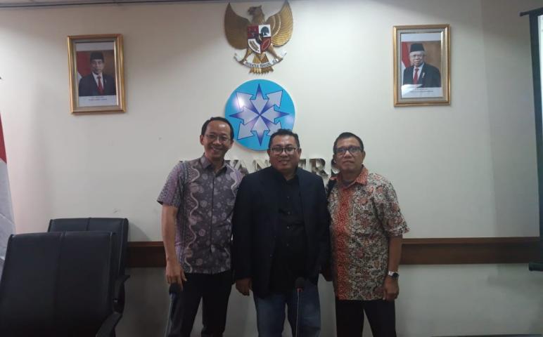 Nasional