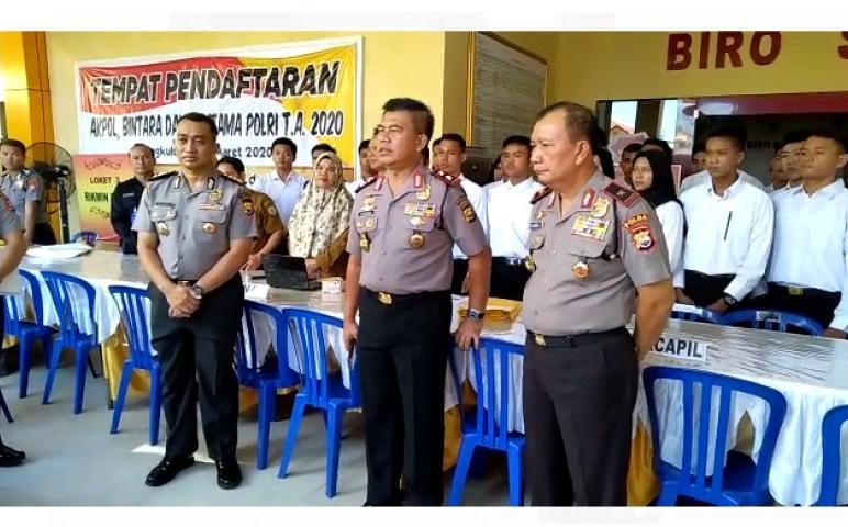 Hukum