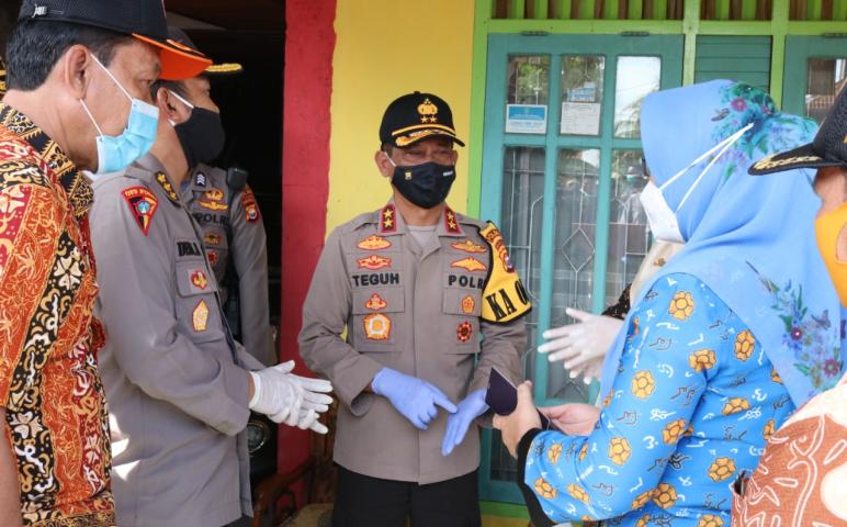 Hukum