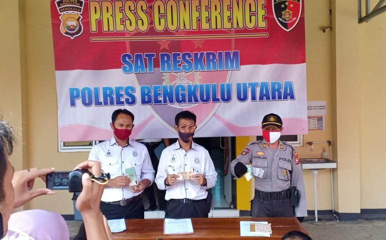 Hukum