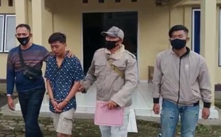 Hukum