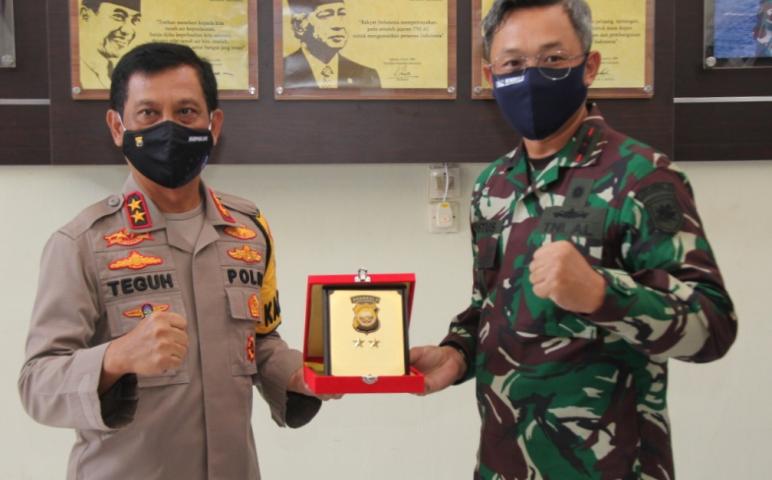 Hukum
