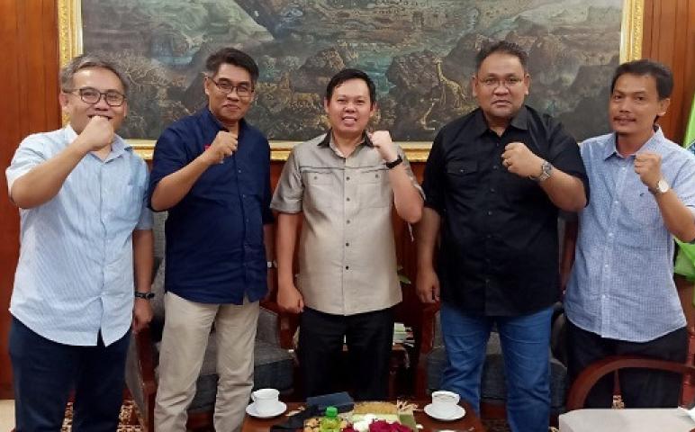 Nasional