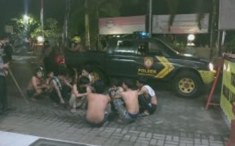 Hukum